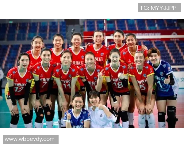 广州排球队实力强劲跻身全国第八名展现出色竞技水平与团队合作精神